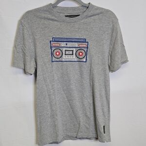 French Connection UK Embroidered‎ Boom Box Tee, Gray, Mens Size Small